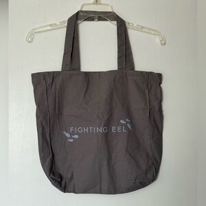 Fighting Eel Tote - Gray